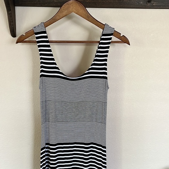 Merona Striped Maxi Dress - Picture 4 of 12